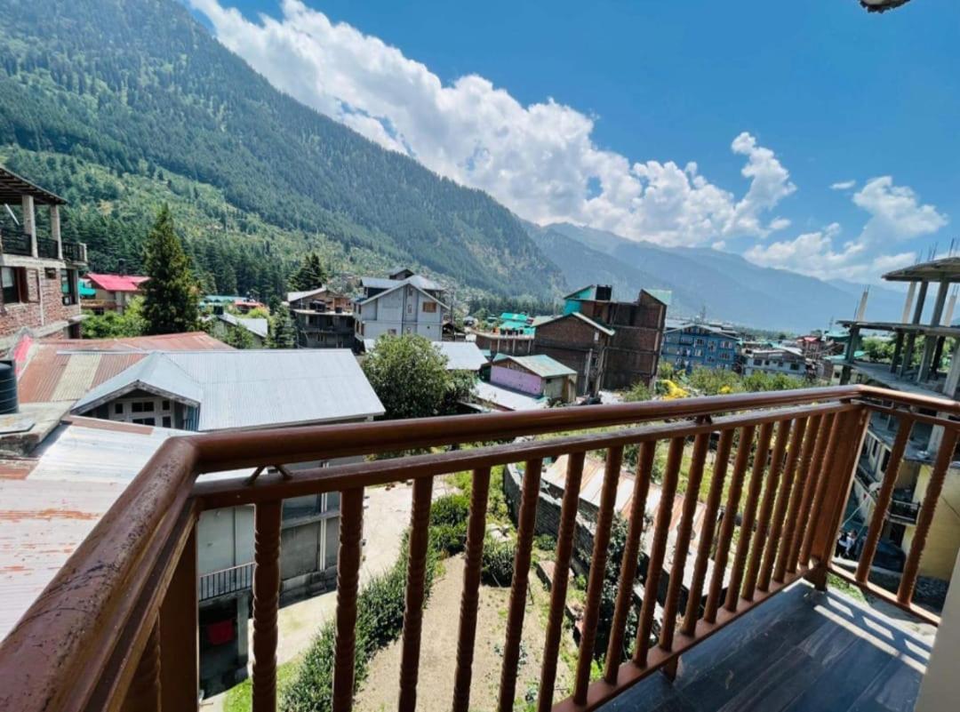 Hotel Hadimba Regency ! Free 4 Wheeler Parking ! Mountain View Rooms ! Near Mall Road Manali Экстерьер фото